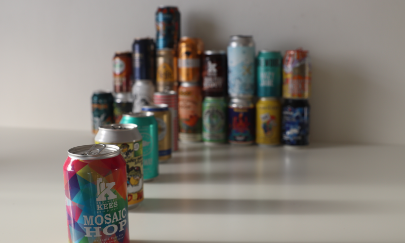 Verschillende blikjes bier