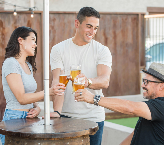 Buiten proosten met bier