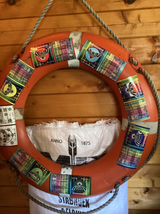 Oelebrouwers Kampen reddingsboei met logo's