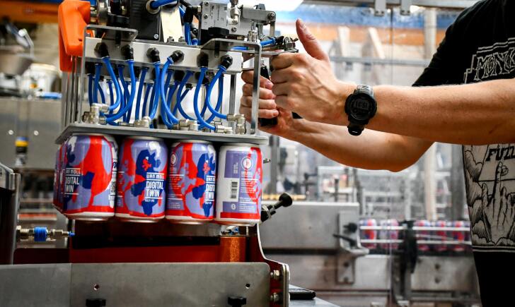 Moll Van bieren vers in de brouwerij