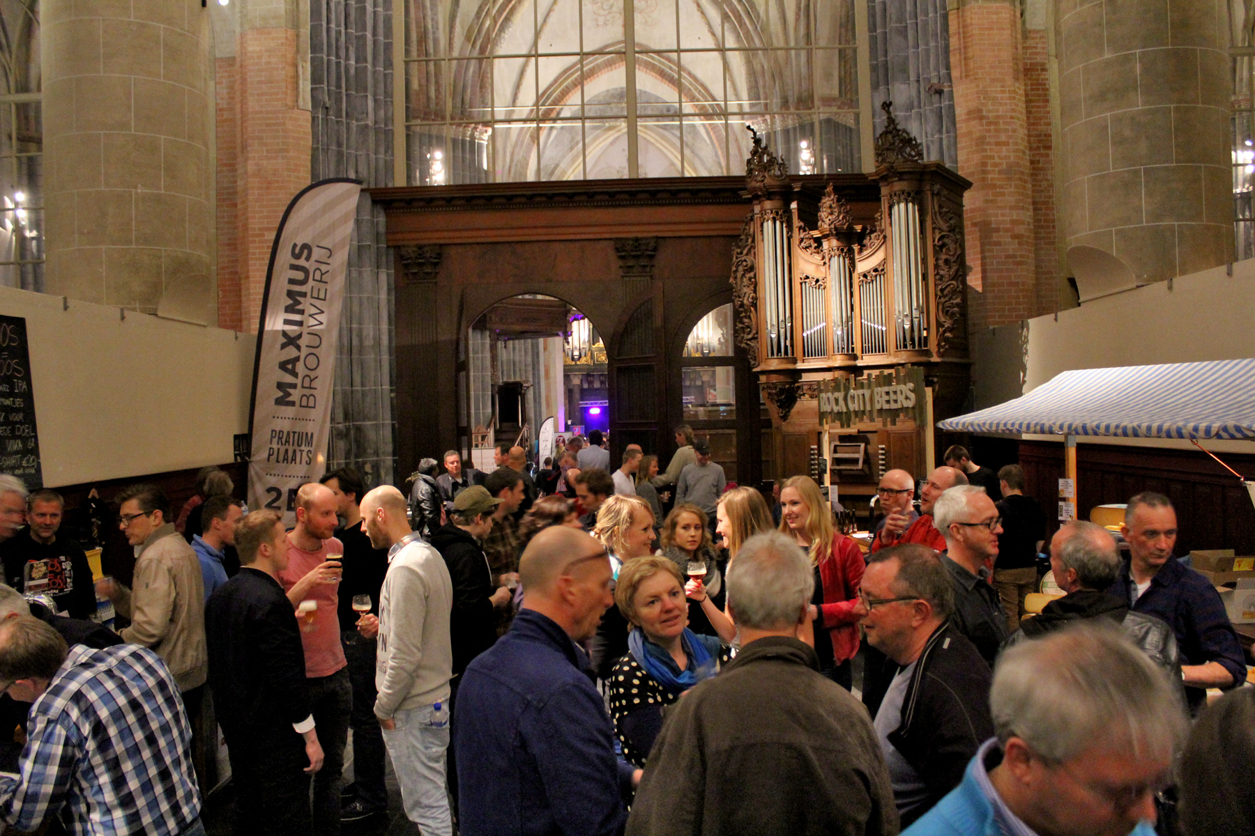 Gezelligheid in de Martinikerk Groniningen