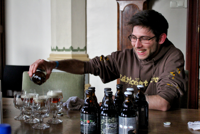 Masterclass White Pony