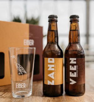 Eiber Zand en Veen flesjes, glas en bierpakket