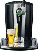 Beertender met Heineken pils