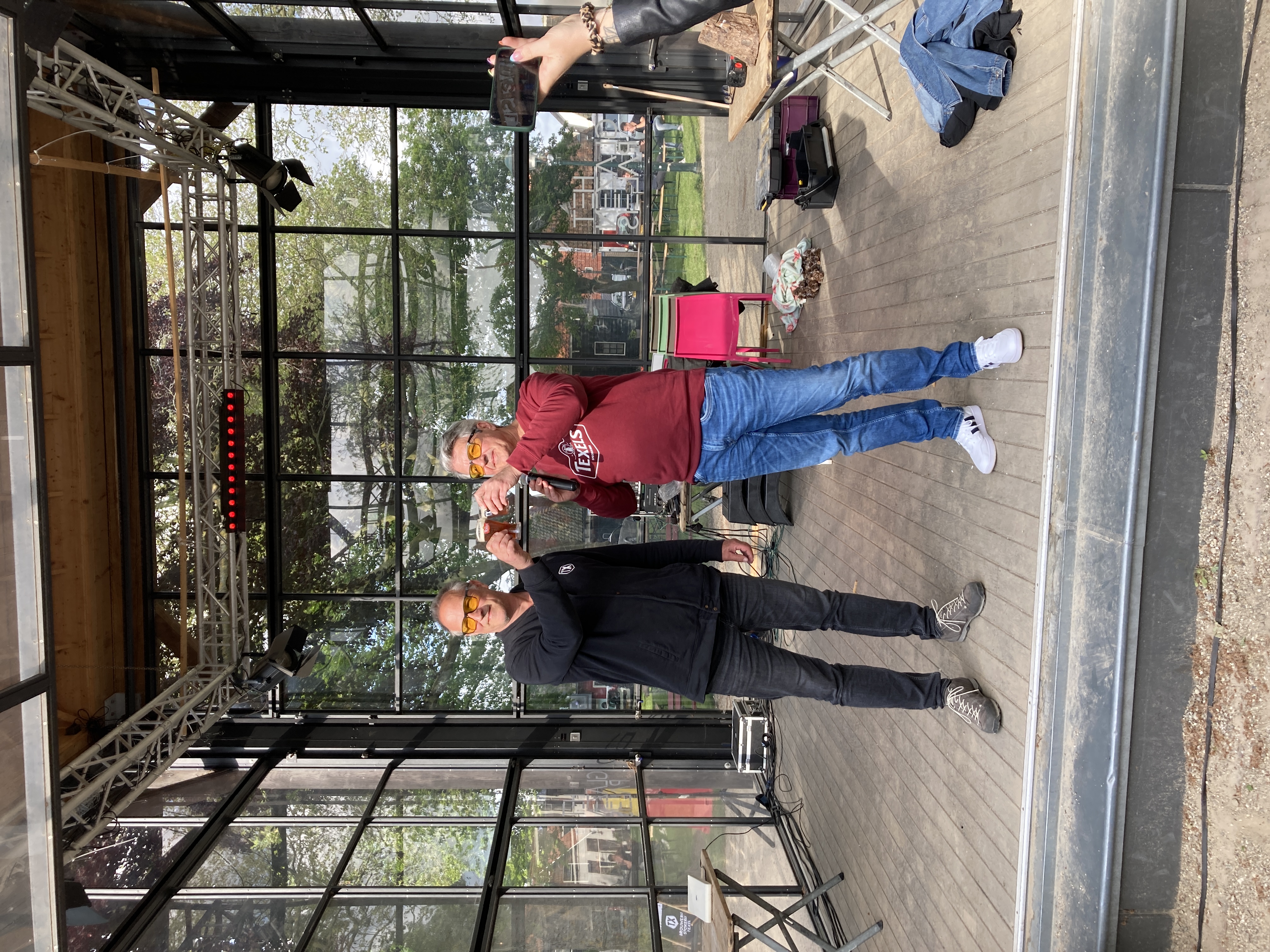 Twee brouwerijen proosten