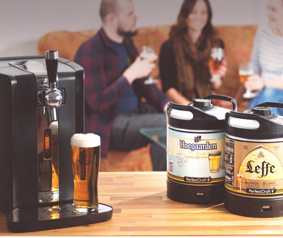 PerfectDraft biertap met mensen die een biertje drinken