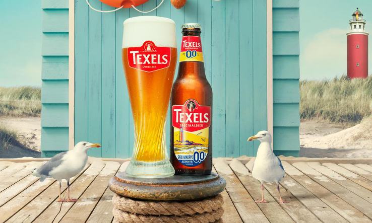 Texels Skuumkoppe 0.0 flesje en glas