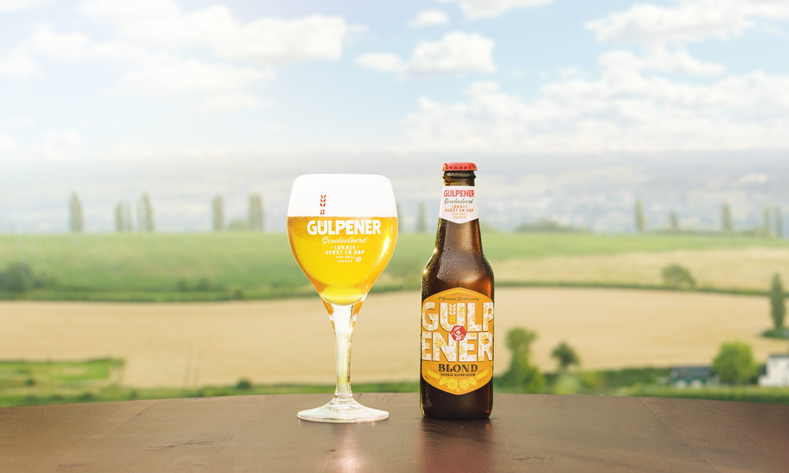 Gulpener Blond Vlierbloesem flesje en glas