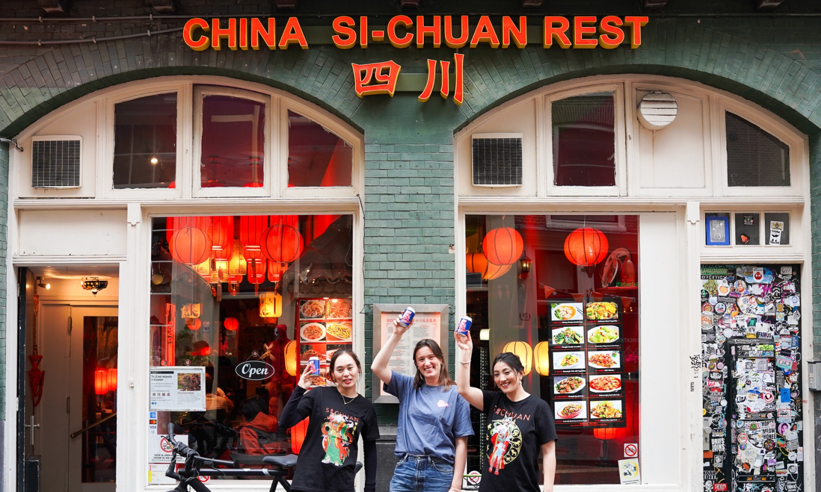 Two Chefs Brewing en Sichuan Amsterdam brouwen samen bier