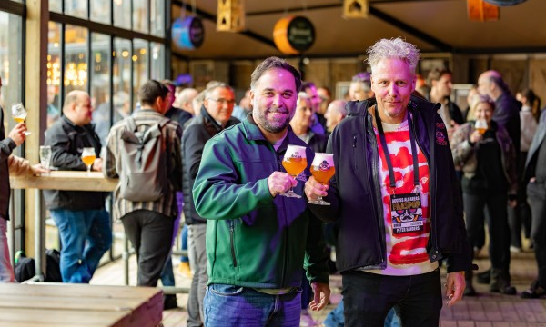 Brand Bier lanceert Paaspop Hoppig Weizen