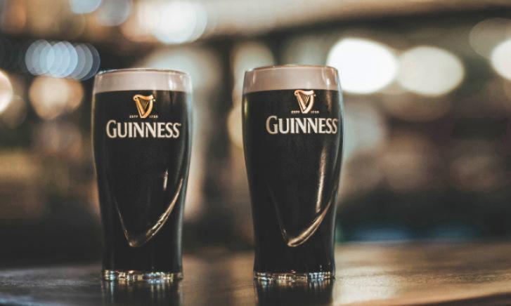 Guinness verwijdert alle plastic verpakkingen