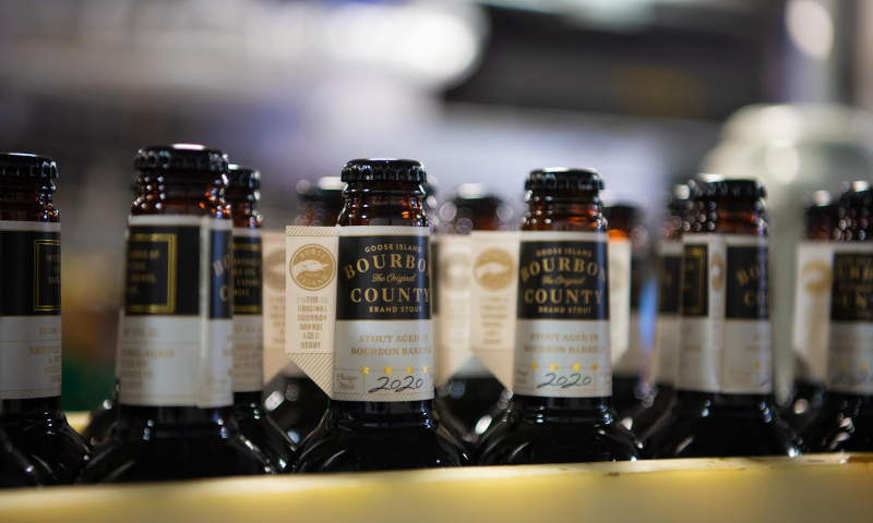 Bourbon County Stout 2020 van Goose Island flessen