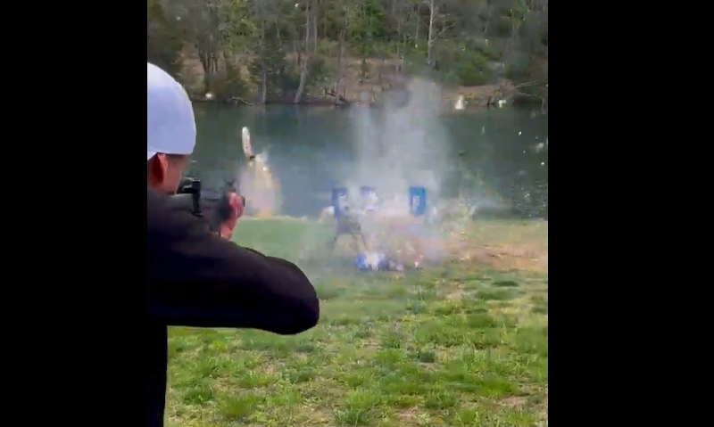 Bud Light kapot geschoten