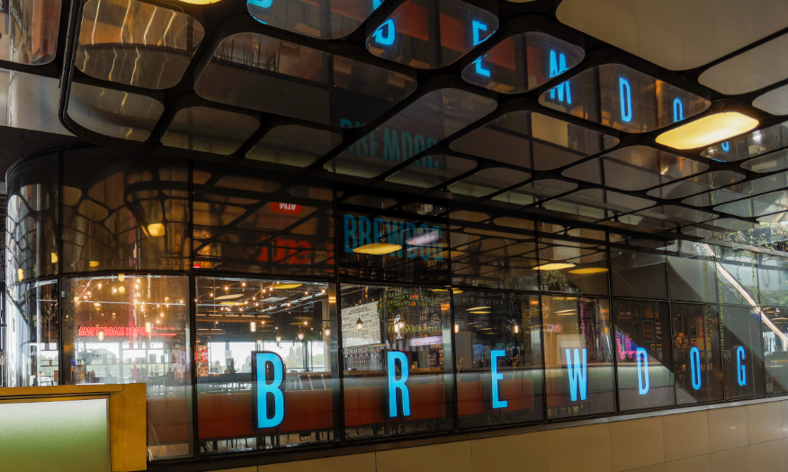 BrewDog bar Amsterdam buitenkant