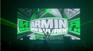 Vergelijking van twee nummers op digitale displays, 1078 versus 632.