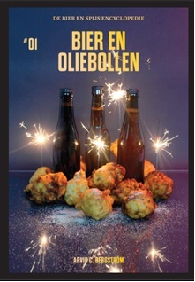 Cover van boek over bier en oliebollen met bierflessen en oliebollen met sterretjes op een tafel.