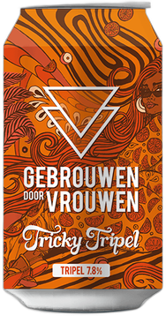 Een blik van Gebrouwen Door Vrouwen Tricky Tripel 330ML met kleurrijke oranje en gouden tinten, inclusief het logo van de brouwerij en de tekst 'Tricky Tripel' en 'TRIPEL 7.8%'