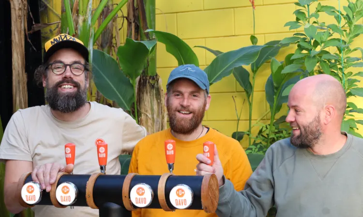 DAVO mannen achter de tap